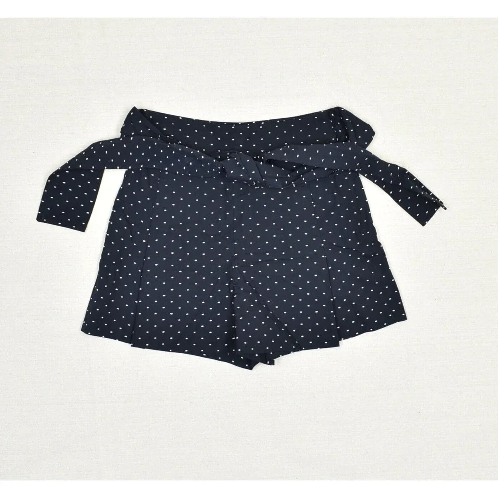 J. Crew Women Bermuda Shorts Polka Dot Cotton Blue Size 4 Belted